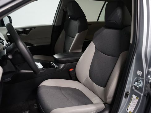 Certified 2024 Toyota RAV4 XLE image 27