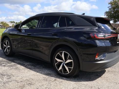 Used 2023 Volkswagen ID.4 S RWD image 6