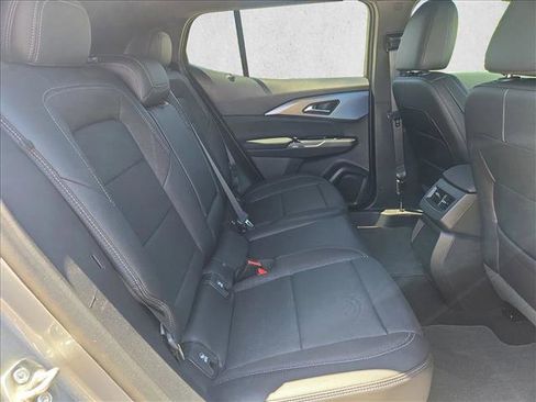 Used 2025 Chevrolet Equinox EV LT image 19