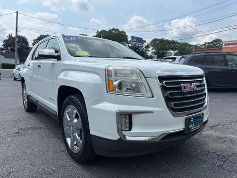 Used 2016 GMC Terrain SLT w/ Open Road Package AWD/4WD image 1