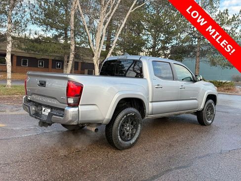 Used 2022 Toyota Tacoma SR5 image 10