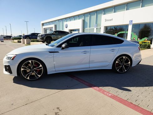 Used 2021 Audi S5 Premium Plus w/ Premium Plus Package image 2
