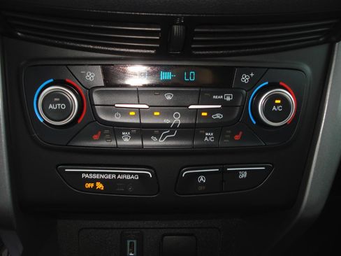Used 2018 Ford Escape SE AWD/4WD image 25