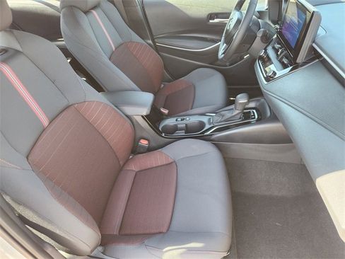 Certified 2025 Toyota Corolla SE image 10