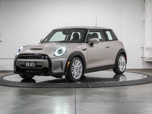 Certified 2023 MINI Cooper S image 3