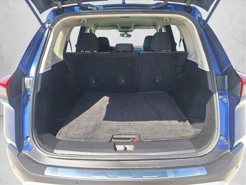 Used 2023 Nissan Rogue SV FWD image 17