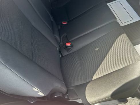 Used 2018 Toyota RAV4 LE AWD/4WD image 43