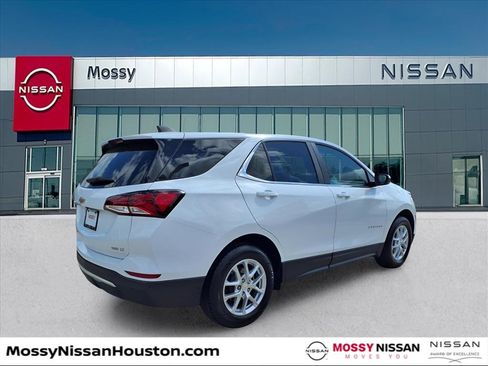 Used 2024 Chevrolet Equinox LT image 7