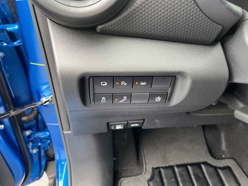 New 2025 Nissan Kicks Play S image 20