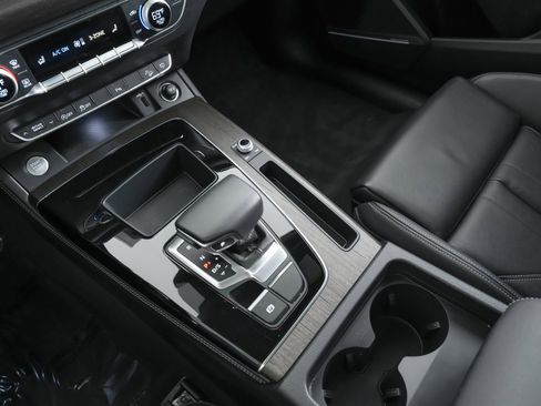 Certified 2023 Audi Q5 2.0T Premium Plus w/ Premium Plus Package image 28