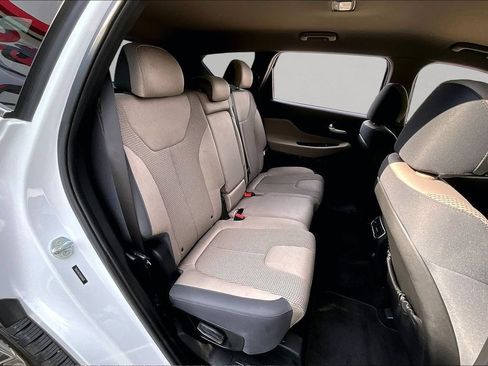 Used 2022 Hyundai Santa Fe SE FWD image 26