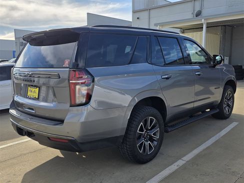 Used 2022 Chevrolet Tahoe Z71 image 3