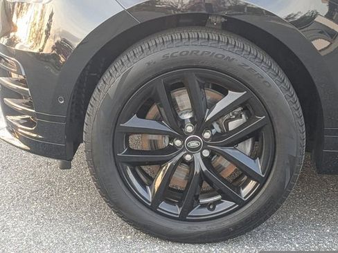 Used 2026 Land Rover Range Rover Velar Dynamic SE image 11