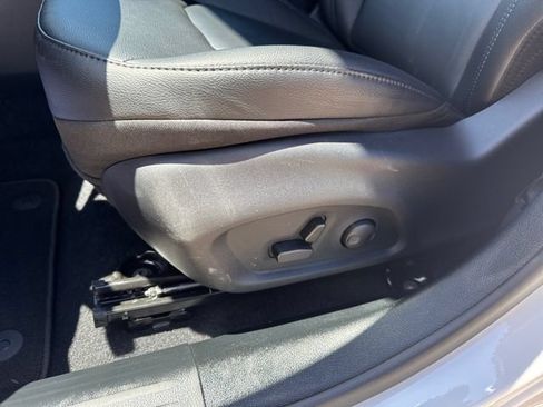 New 2026 Jeep Compass Limited w/ Sun, Sound & Navigation Group AWD/4WD image 19