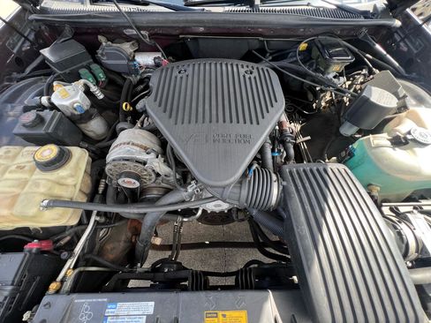 Used 1996 Cadillac Fleetwood Brougham image 36