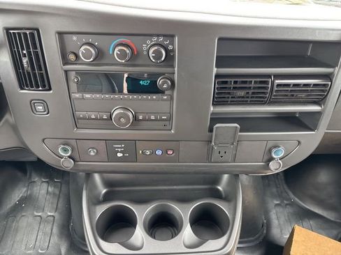 New 2025 Chevrolet Express 3500 w/ Power Convenience Package image 7