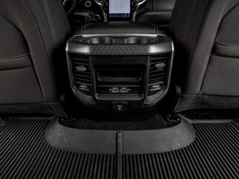 Used 2025 RAM 1500 Lone Star image 33