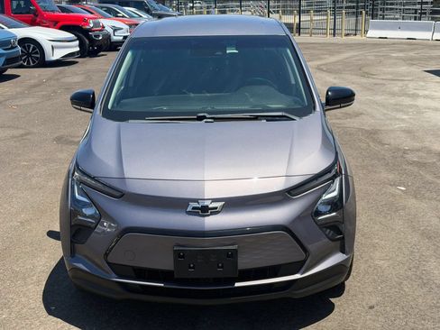 Used 2023 Chevrolet Bolt LT w/ Driver Confidence Package FWD image 2