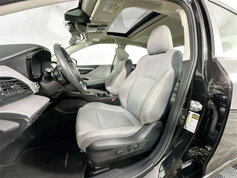 Used 2023 Subaru Legacy Premium image 4