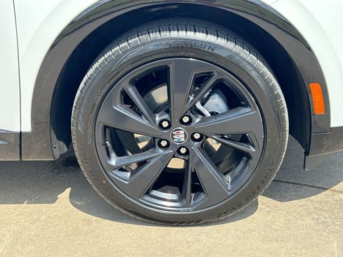 Used 2025 Buick Envision Sport Touring AWD/4WD image 10