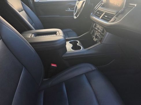 Used 2024 Chevrolet Tahoe LT AWD/4WD image 19
