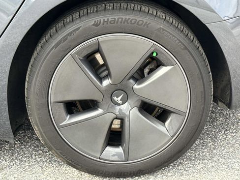 Used 2023 Tesla Model 3 Standard Range RWD image 12