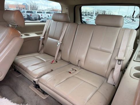 Used 2009 GMC Yukon XL Denali image 23