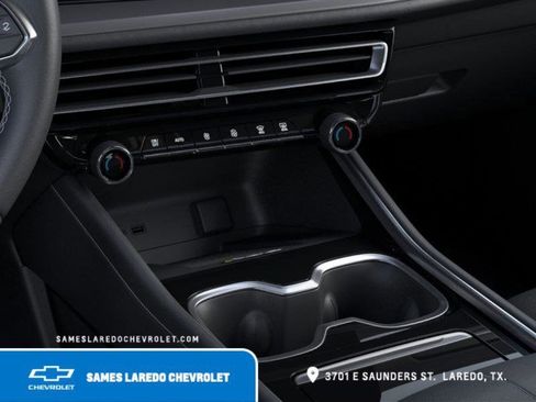 New 2026 Chevrolet Traverse LT w/ Midnight/Sport Edition FWD image 23