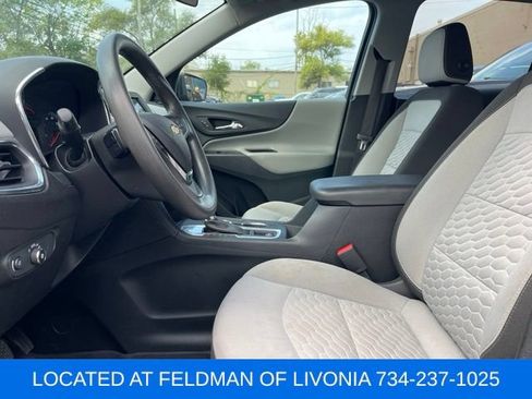 Certified 2020 Chevrolet Equinox LS w/ LS Convenience Package FWD image 5