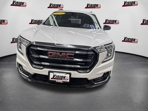 Used 2023 GMC Terrain AT4 w/ Tech Package AWD/4WD image 2