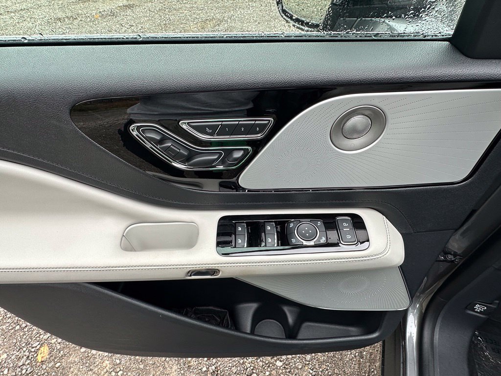 New 2027 Lincoln Aviator Reserve AWD/4WD image 19