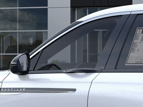 New 2026 Lincoln Nautilus Premier w/ Equipment Group 102A AWD/4WD image 17