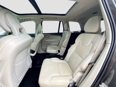 Used 2021 Volvo XC90 T6 Inscription w/ Protection Package Premier image 37