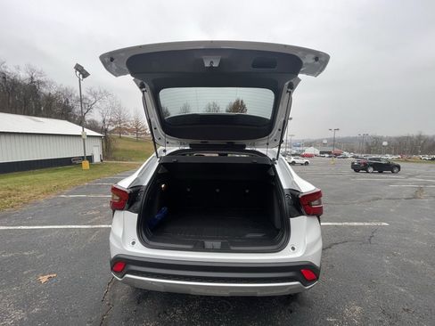 Used 2026 Chevrolet Trax LT image 15