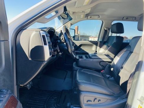 Used 2015 GMC Sierra 2500 SLE w/ SLE Preferred Package image 28