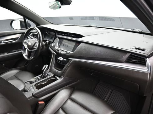 Used 2020 Cadillac XT5 Luxury image 42