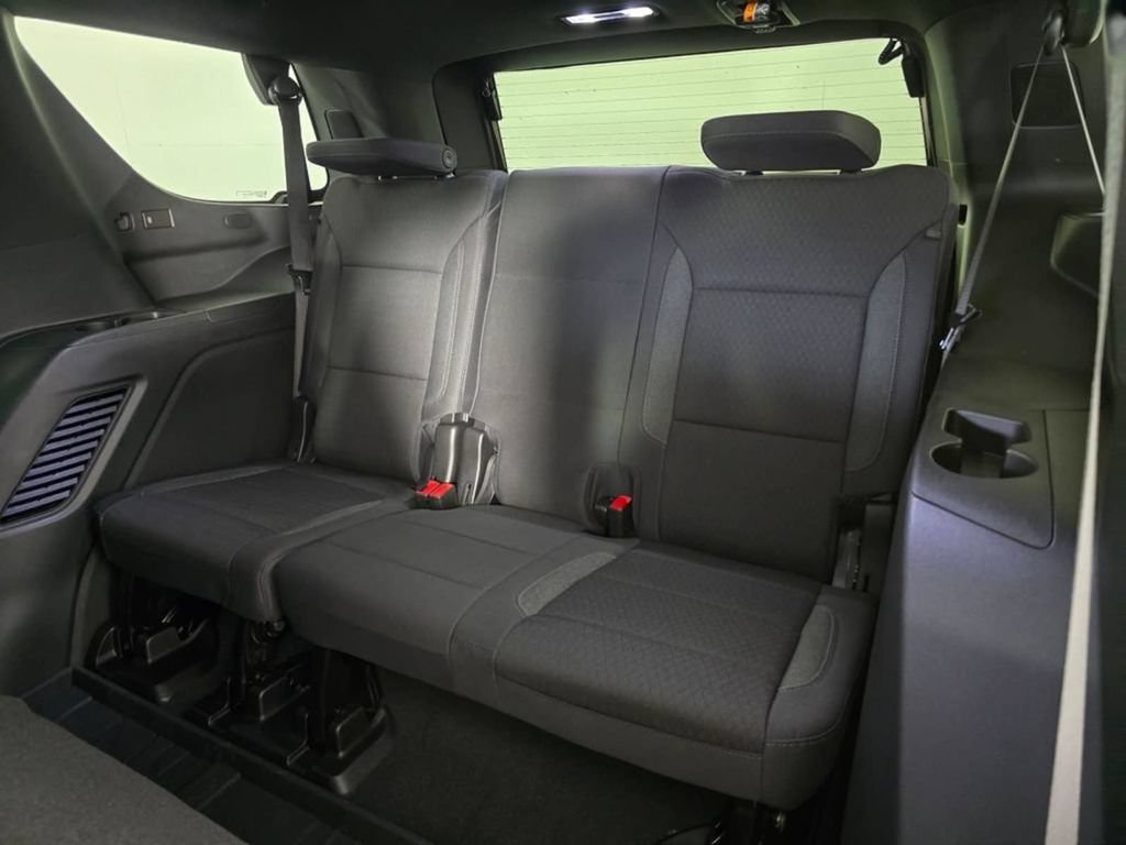 Used 2026 Chevrolet Tahoe LS w/ LPO, Dark Essentials Package AWD/4WD image 19