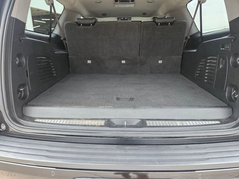 Used 2019 GMC Yukon XL SLT w/ Open Road Package image 10
