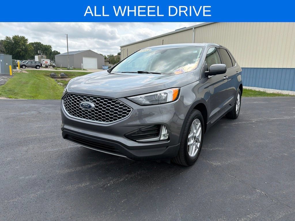 Certified 2023 Ford Edge SEL w/ Convenience Package AWD/4WD image 8