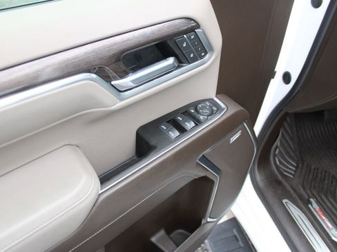 Used 2022 Chevrolet Silverado 1500 LTZ image 26