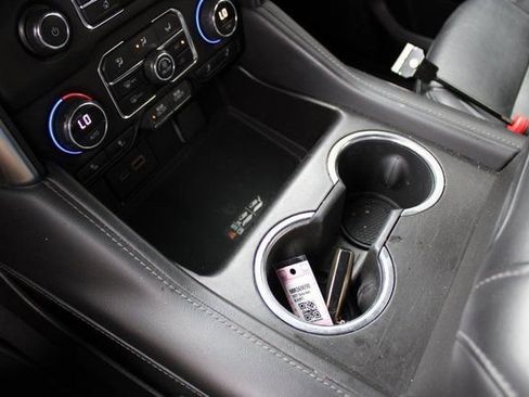 Used 2021 Chevrolet Suburban Z71 image 27