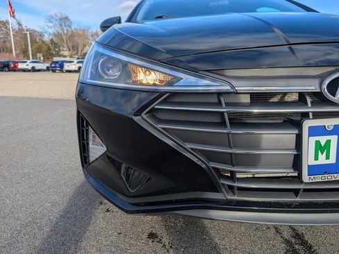 Used 2019 Hyundai Elantra SEL w/ Cargo Package image 9