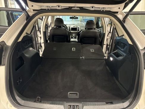 Used 2018 Ford Edge Titanium w/ Canadian Touring Package AWD/4WD image 38