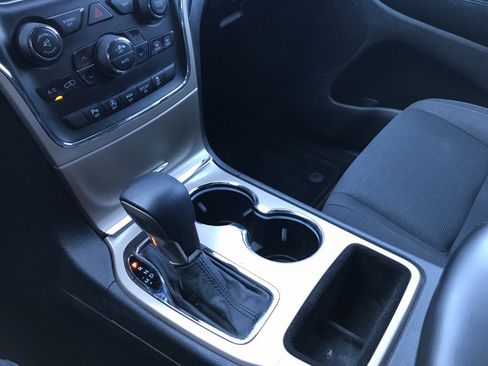 Used 2016 Jeep Grand Cherokee Laredo w/ Quick Order Package 23E image 42