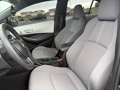 Used 2024 Toyota Corolla SE FWD image 5