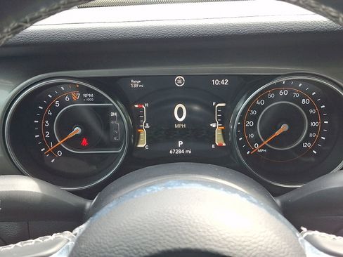 Used 2020 Jeep Gladiator Overland image 20