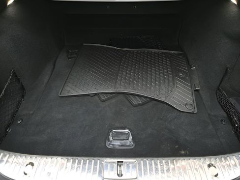 Used 2016 Mercedes-Benz S 550 4MATIC Sedan w/ Premium Package image 16