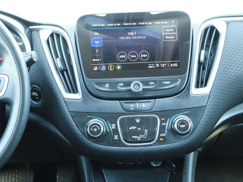 Used 2022 Chevrolet Malibu LS FWD image 14