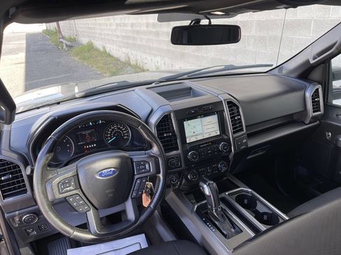 Used 2018 Ford F150 XLT w/ Equipment Group 302A Luxury AWD/4WD image 25