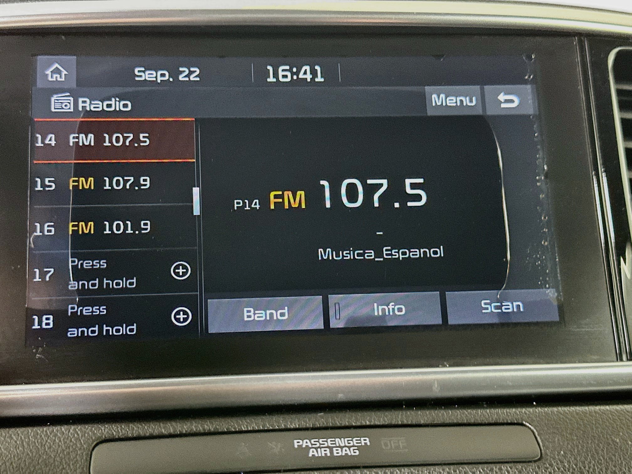 Used 2020 Kia Sportage EX FWD image 21